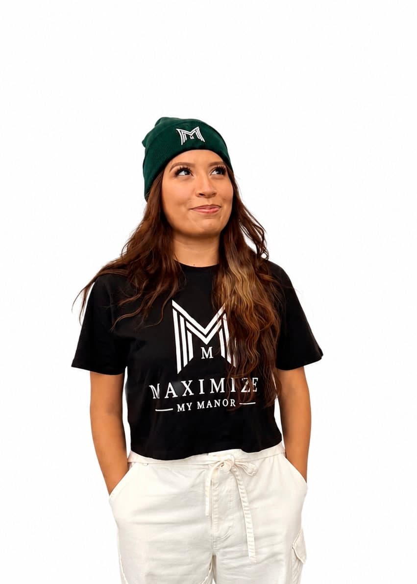 Maximize My Manor Signature Womens Crop Tee